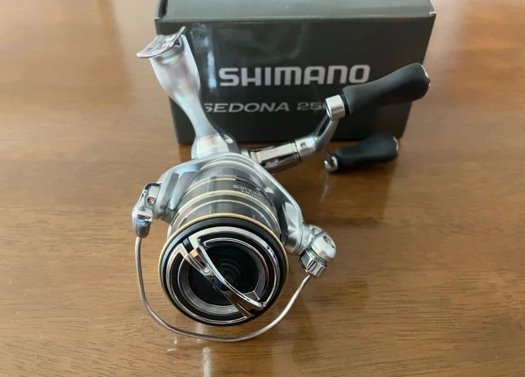 【新品未使用】シマノ　23セドナ　2500SDH 豪華おまけ付き