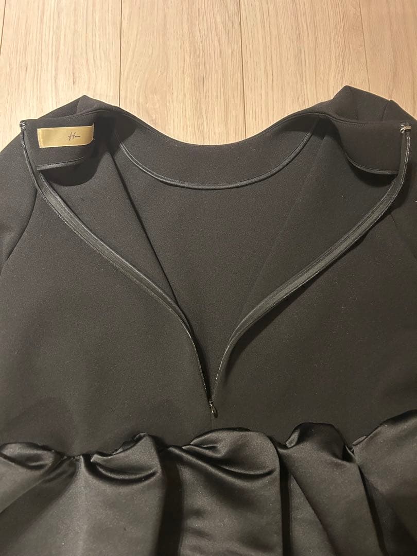 【取引中】Heve リップルペプラム ブラウス