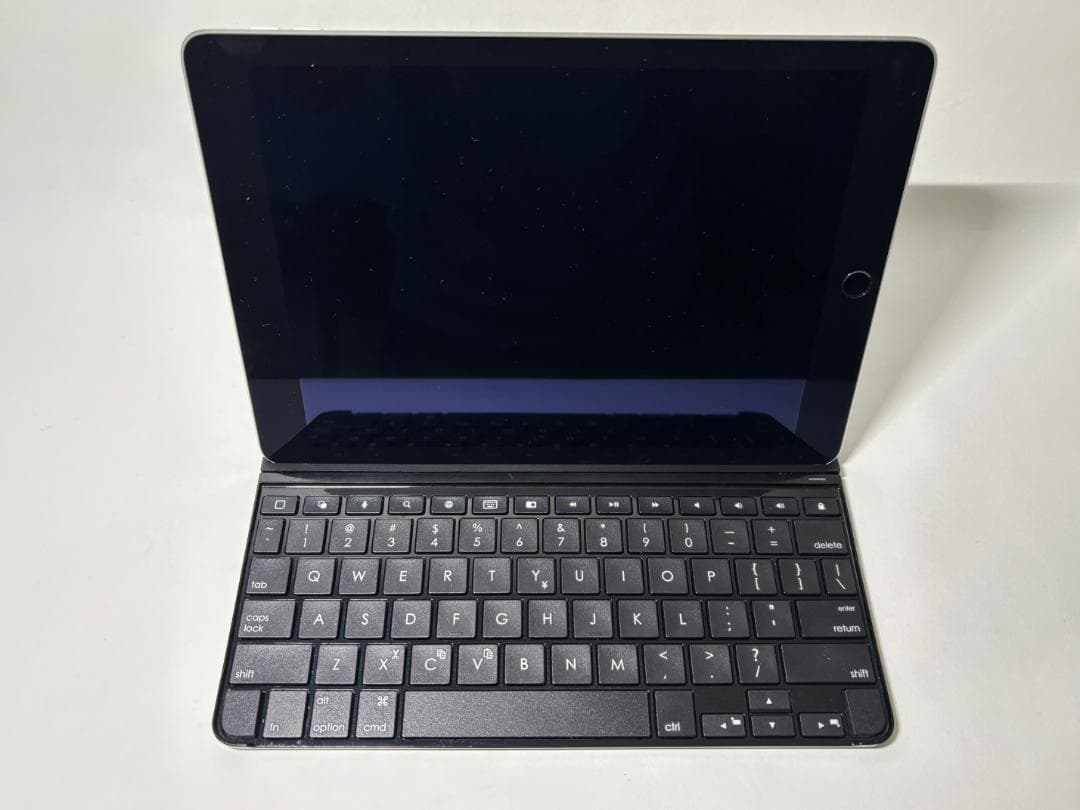 iPad Air2 64GB A1566 MGKL2J/A キーボード付