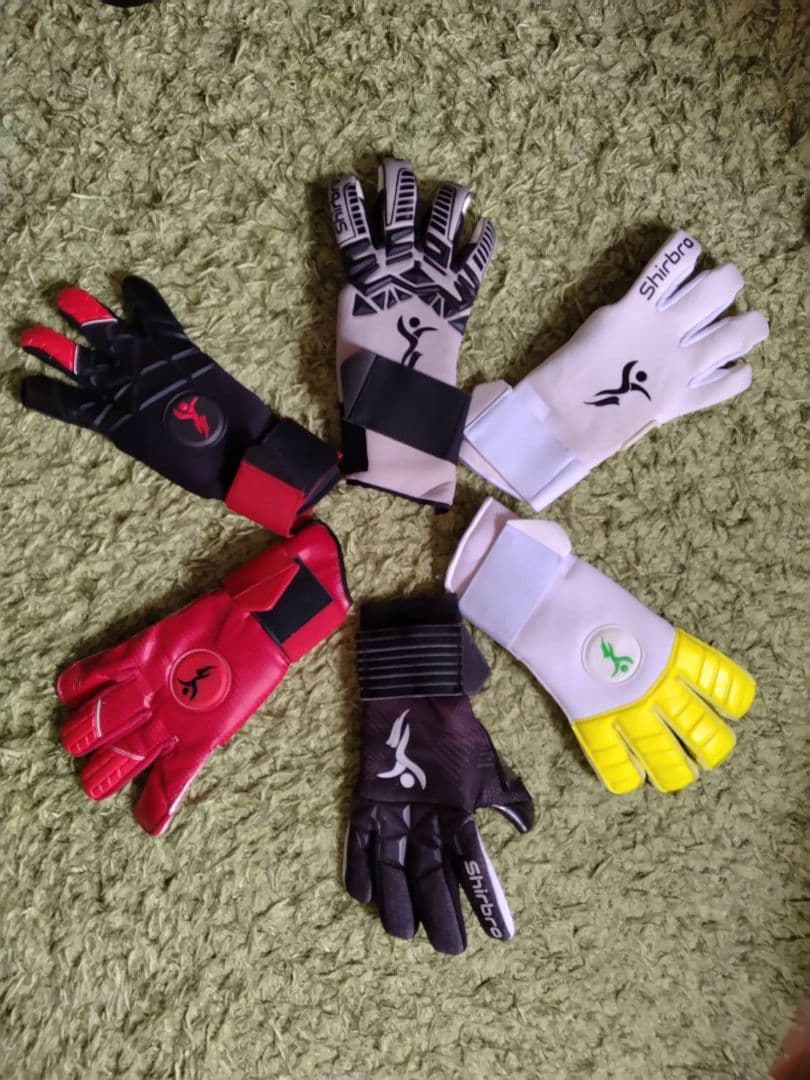 高品質サッカーGKグローブ　JFLトップ/Jリーグ下部チーム選手着用！