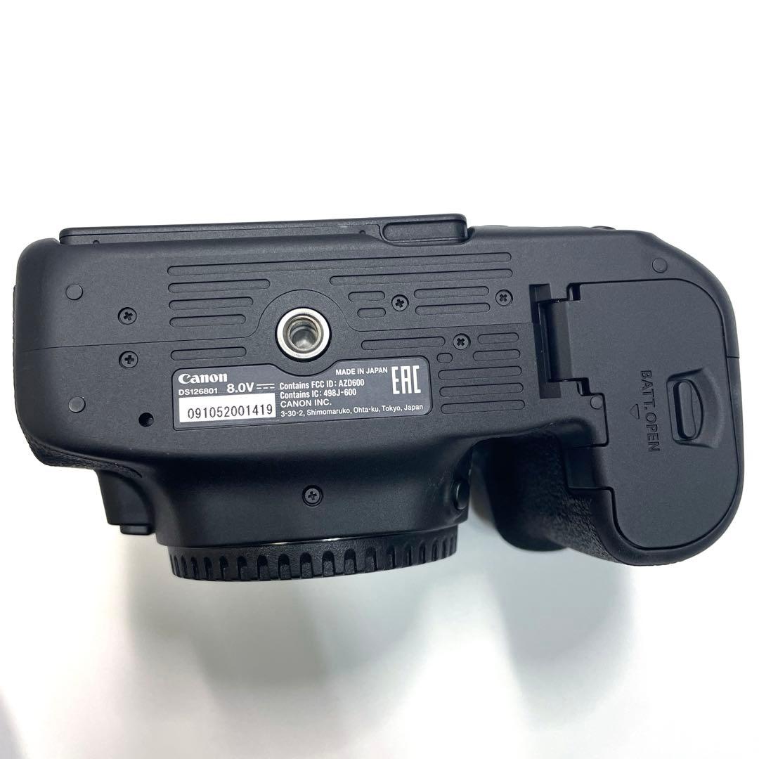 Canon EOS 90D とCanon EFS 18-135mmレンズセット