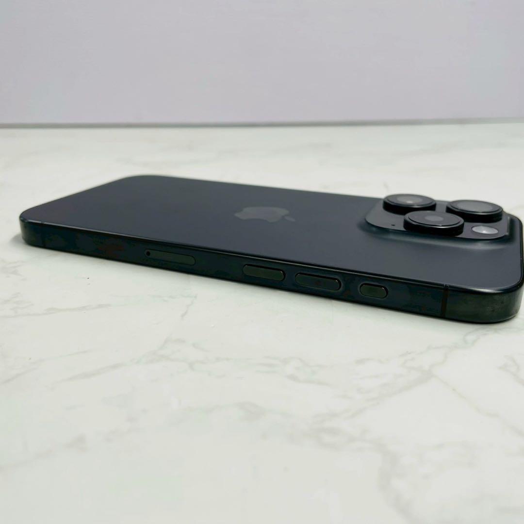 iPhone15 Pro 256GB ブラックチタニウム MTUC3J/A