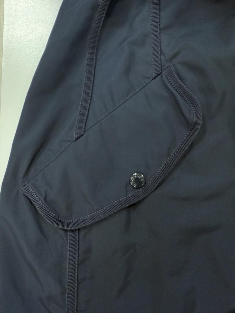 モンクレールArgeline Giubbotto フード付きナイロンコート美品！