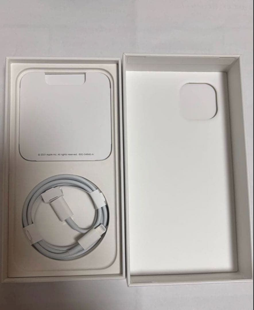 お得！85% iPhone 13 本体 128GB ブルー