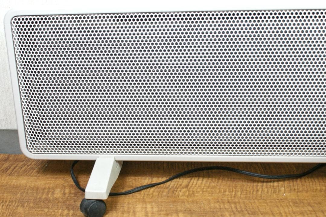 CAMPA ミディアン 遠赤外線ヒーター　暖房 XCMED11BE-1