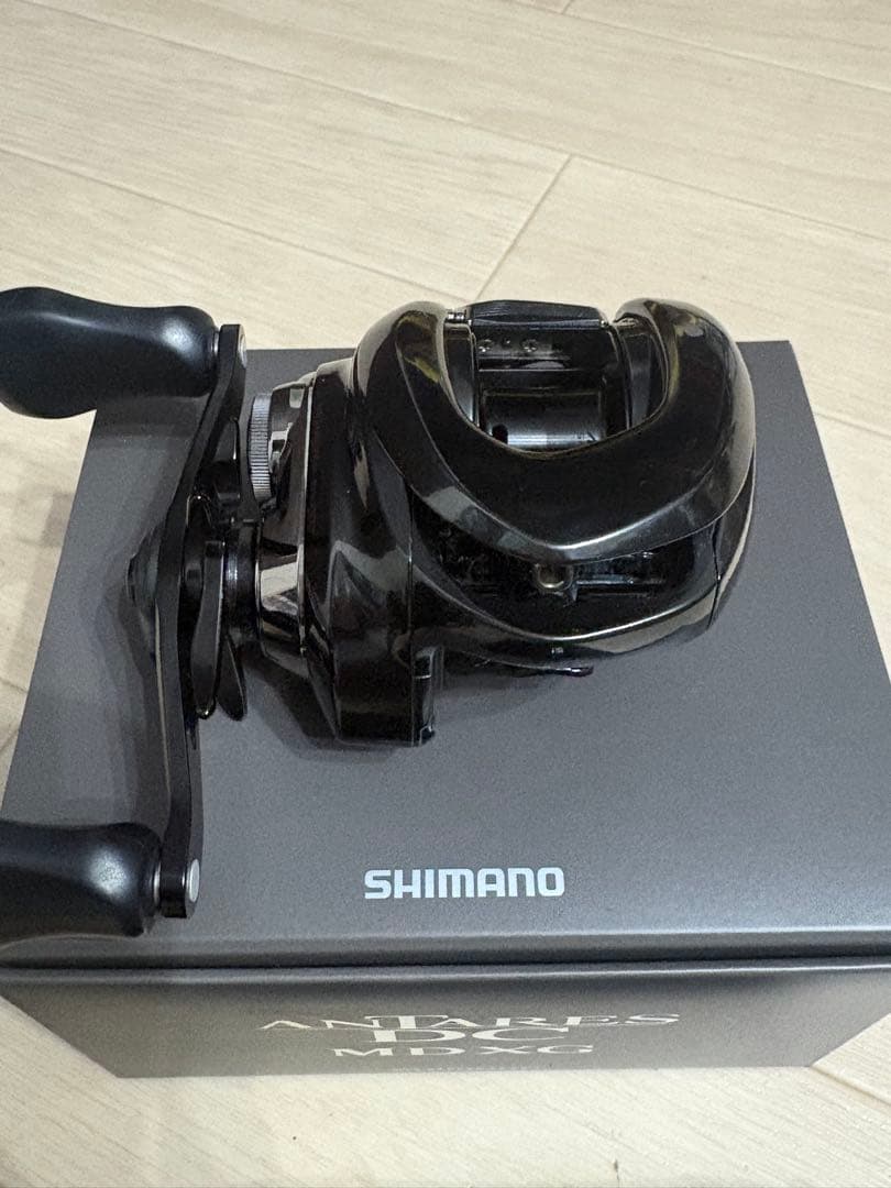 シマノ 23 アンタレスDC MD XG 右ハンドル 美品 送料込み