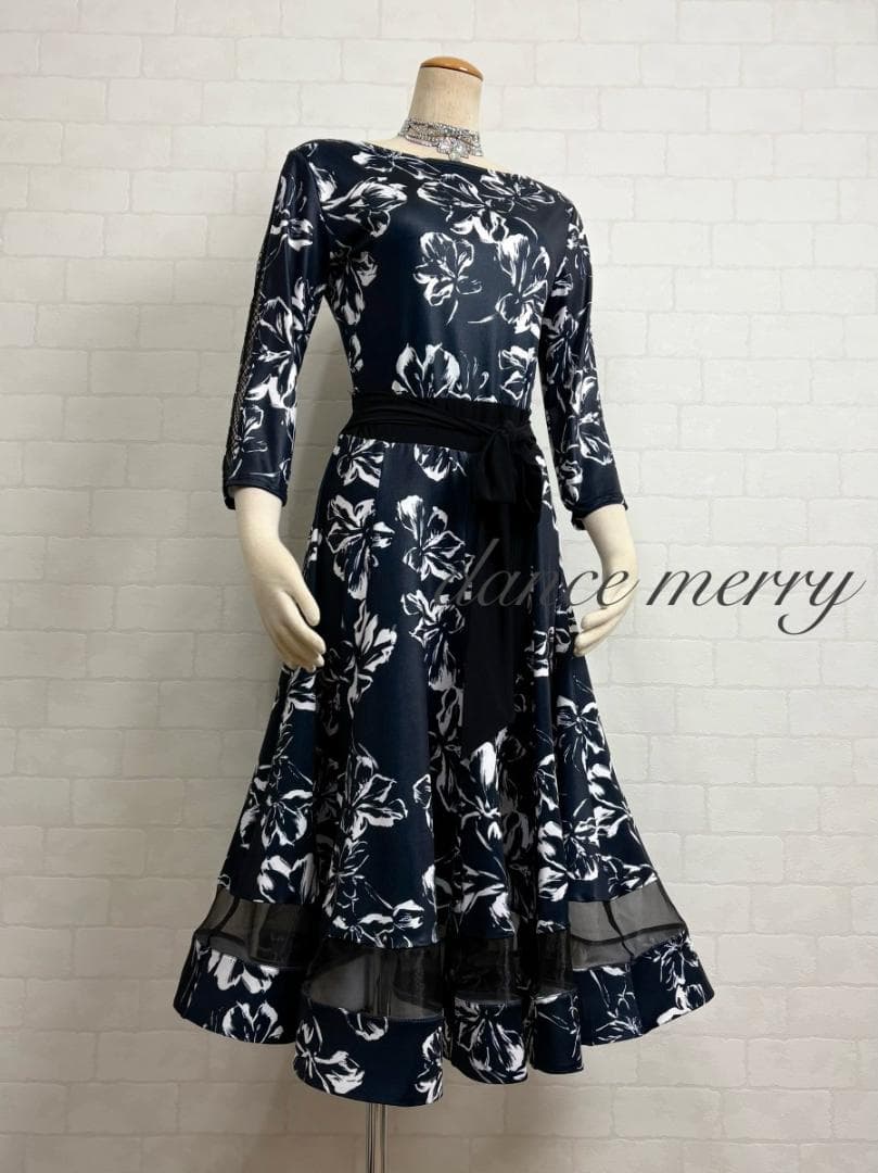 ＊新品　短め　社交ダンス　ワンピース　黒　白　グレー　レッスン　1276