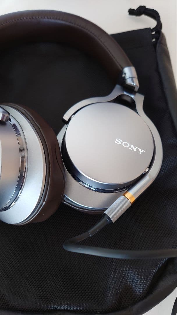 SONY MDR-1A シルバー 有線ヘッドホン