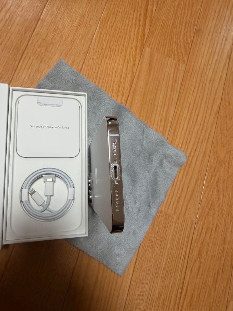 iPhone14pro max 512GBシルバー　SIMフリー