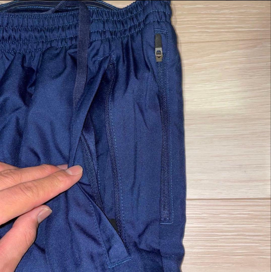 PSG（パリ・サンジェルマン） × Nike のウインドブレーカー　セット