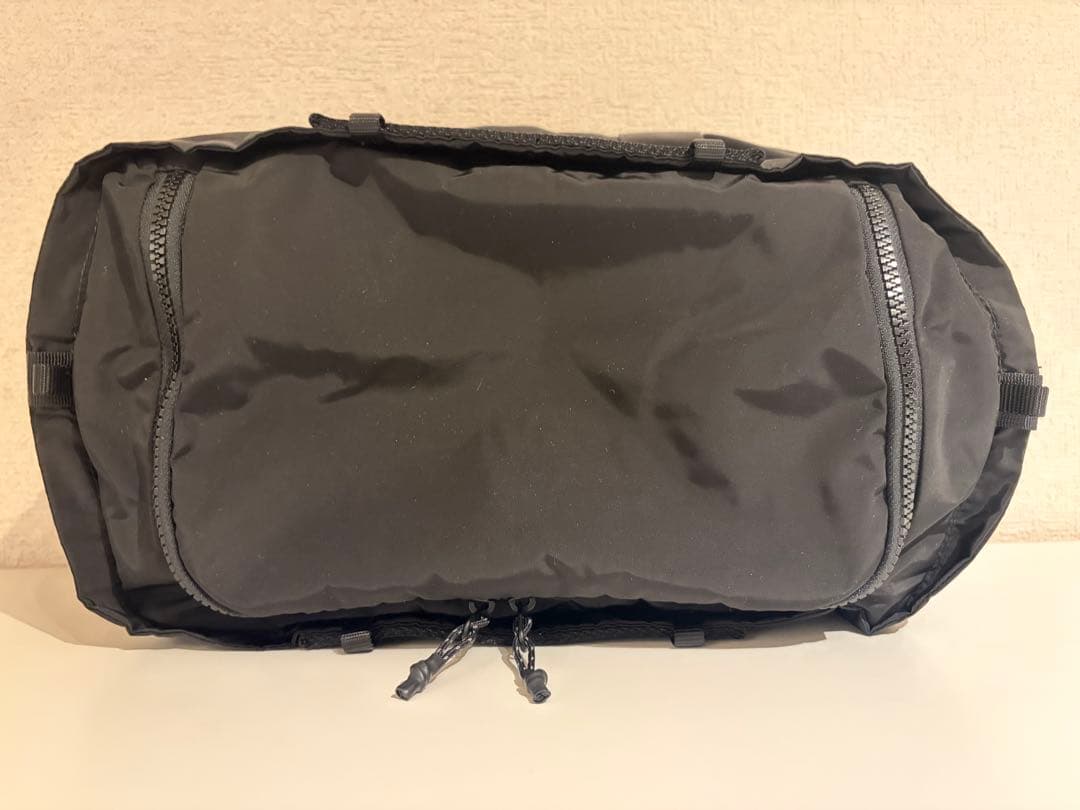 Topology Summit Duffle Small ブラック