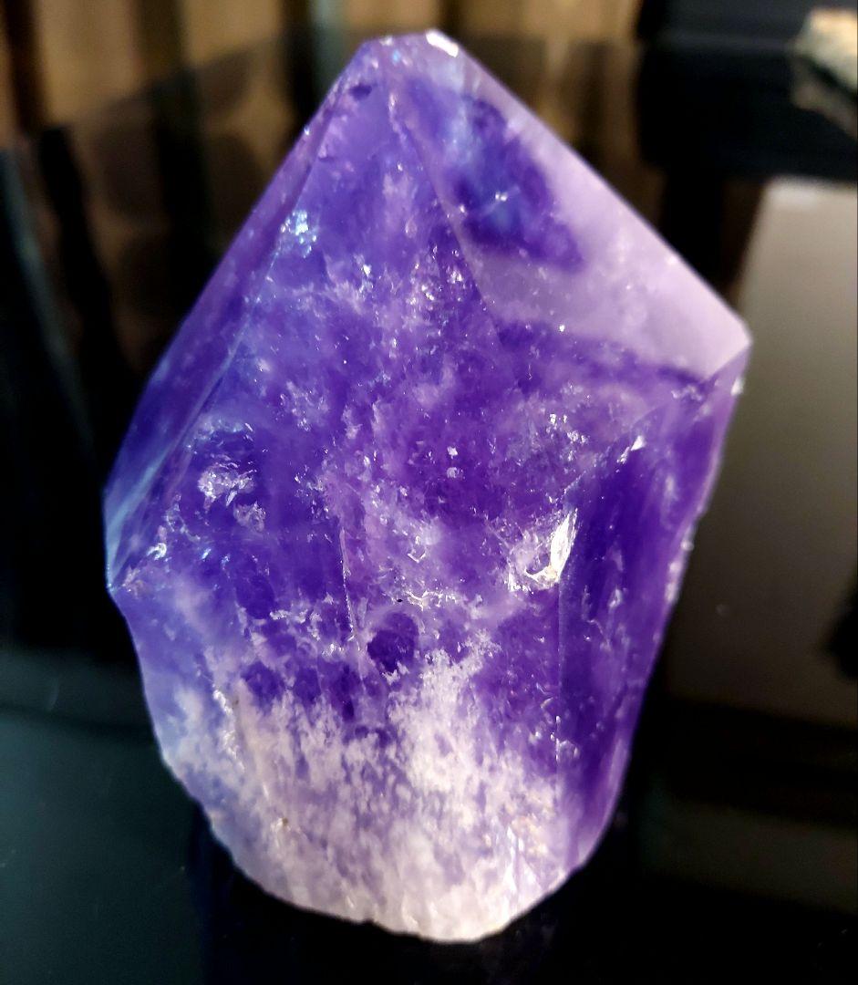 超超デカイ！ 紫水晶 アメジスト 単結晶 原石 670グラム！ 234