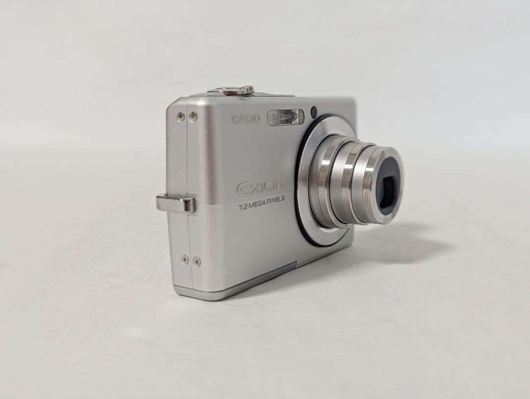 CASIO EXILIM EX-Z700 コンパクトデジタルカメラ シルバー