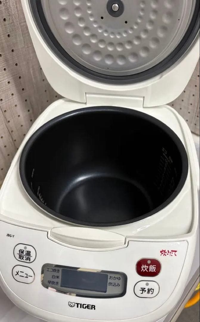 ⭐️1.2回使用品　TIGER JBG-Y 炊飯器 ホワイト