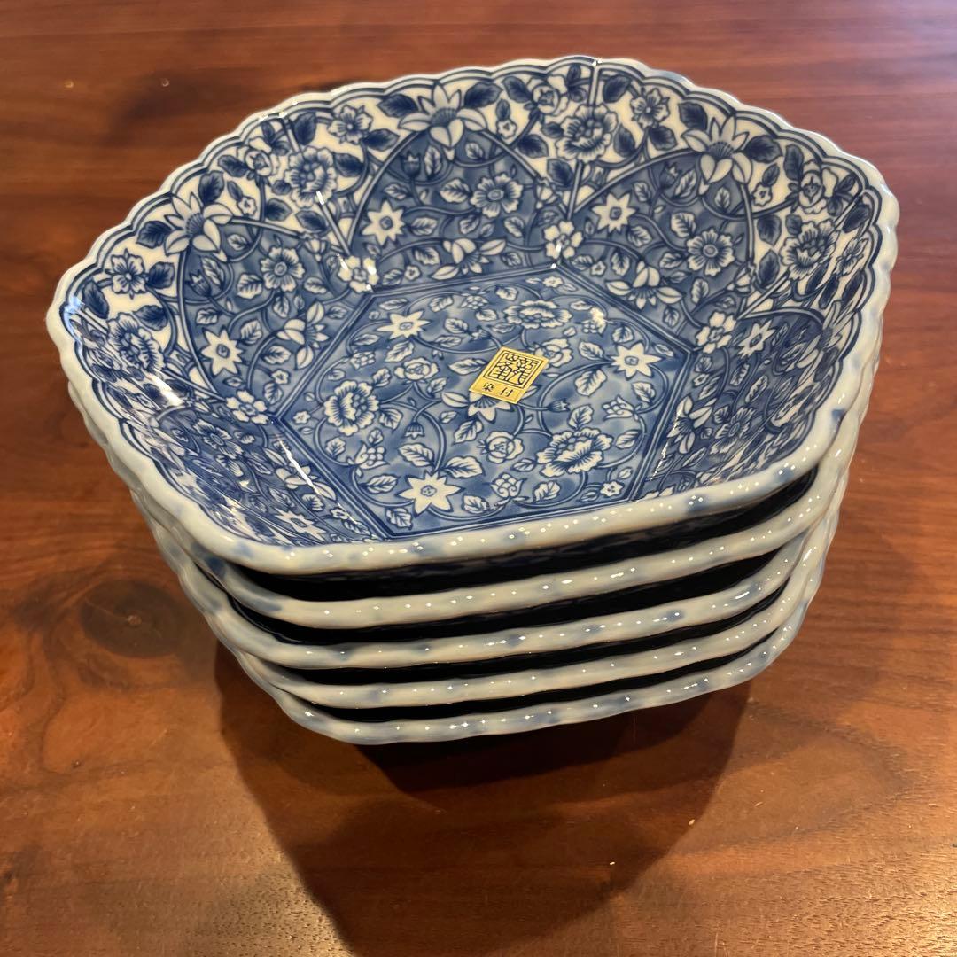 有田焼　龍峰窯　染付更紗　中鉢揃え