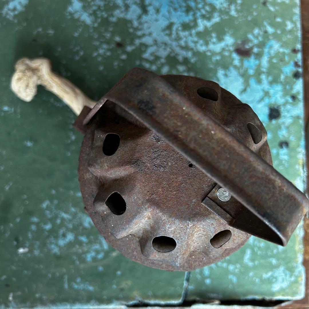 ヴィンテージ ◆ 吊り行灯 ランタン ◆ アイアン 蝋燭立て 燈篭 蔵行灯