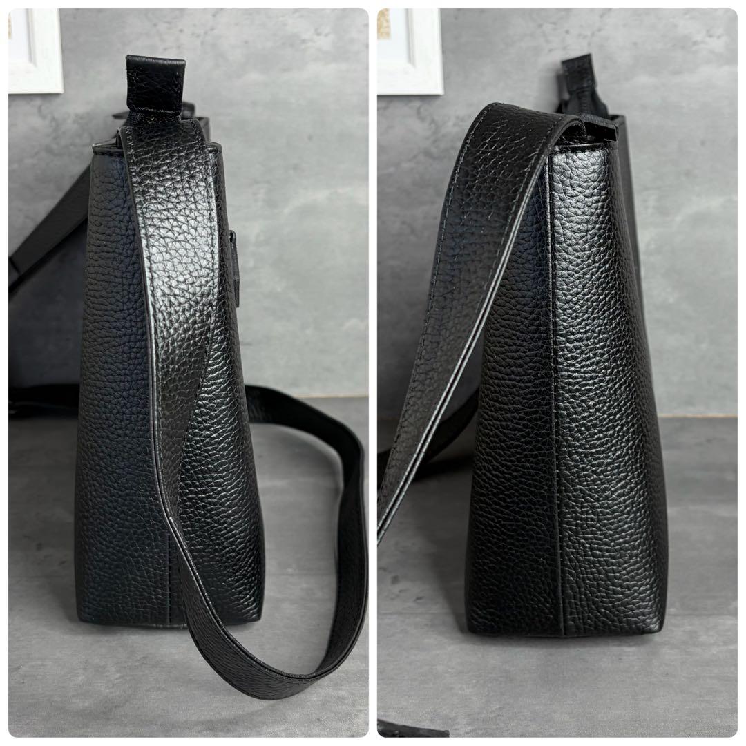 【極美品】Hush Tug レザー ショルダーバッグ 斜め掛け マチあり 大容量