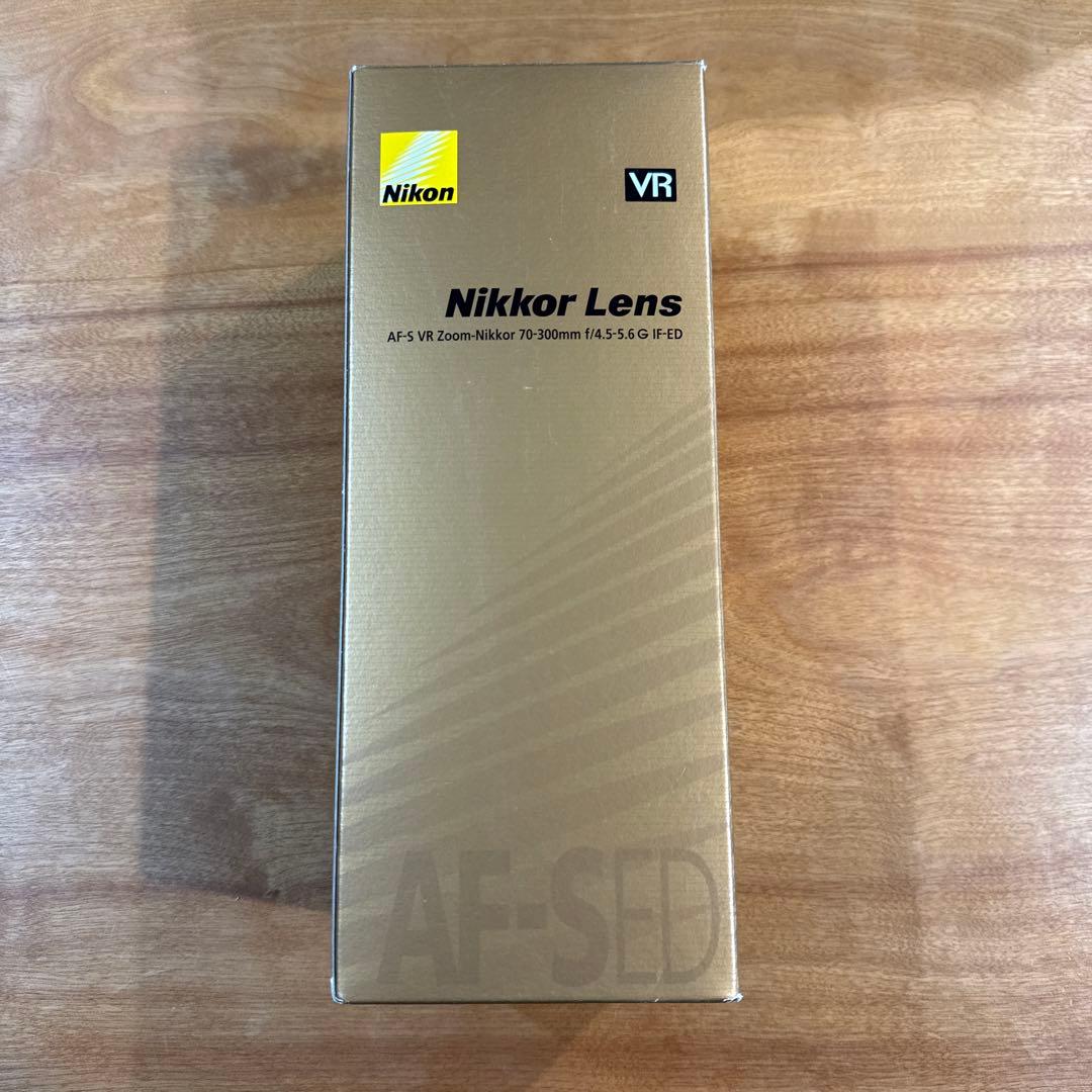 Nikon ズームレンズ