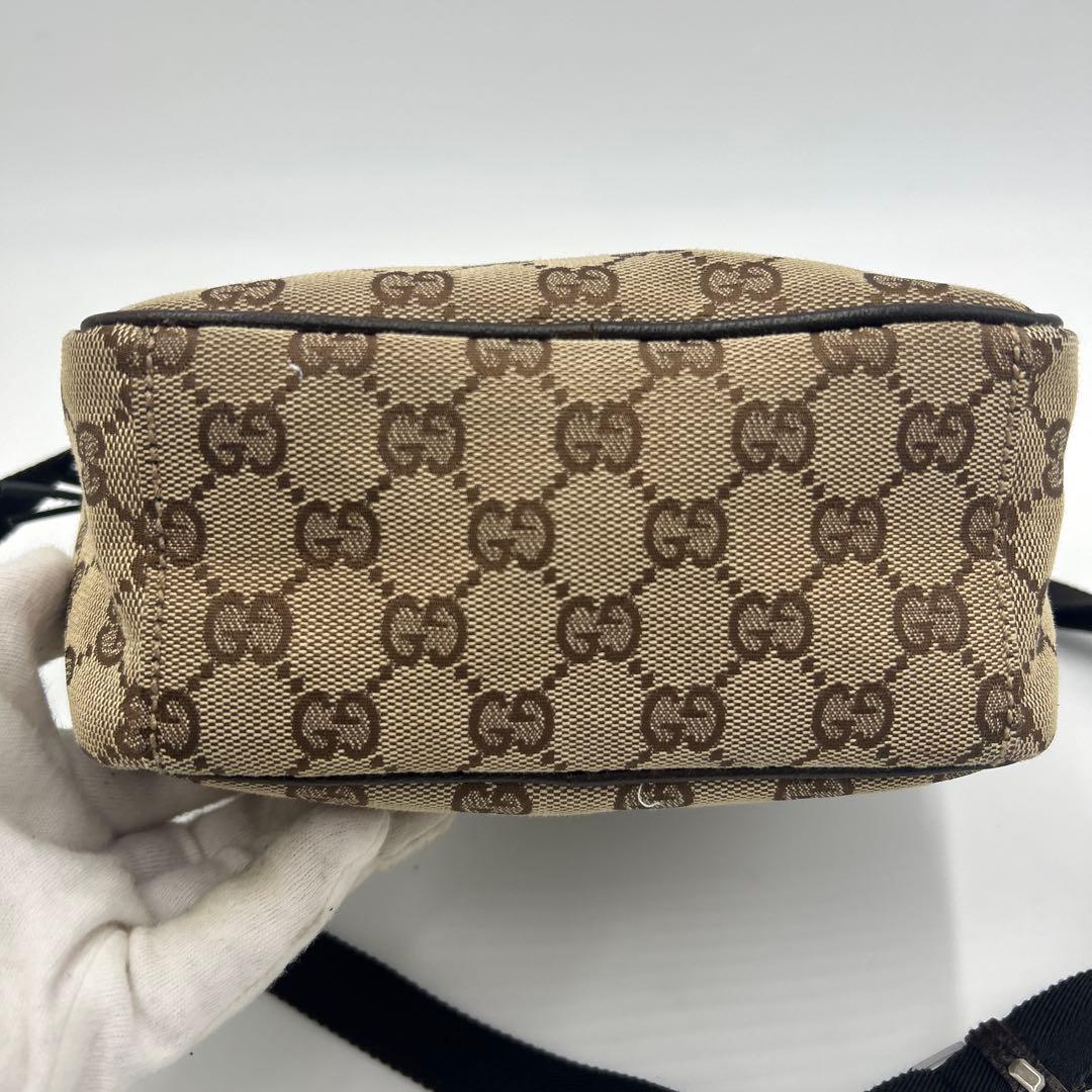 GUCCI グッチ GGキャンバス ショルダーバッグ　レザー　ロゴ