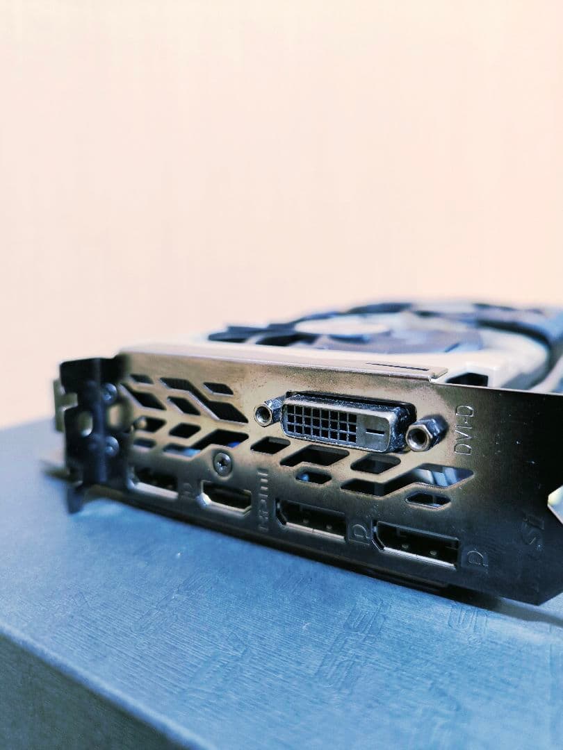 【美品】MSI GTX 1070 Ti Titanium グラフィックボード