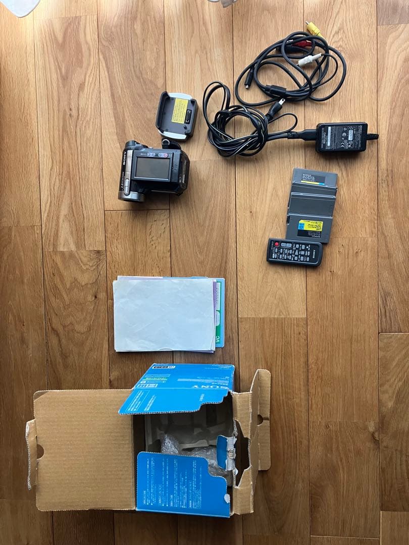 SONY DCR-PC1000 ビデオカメラ 本体