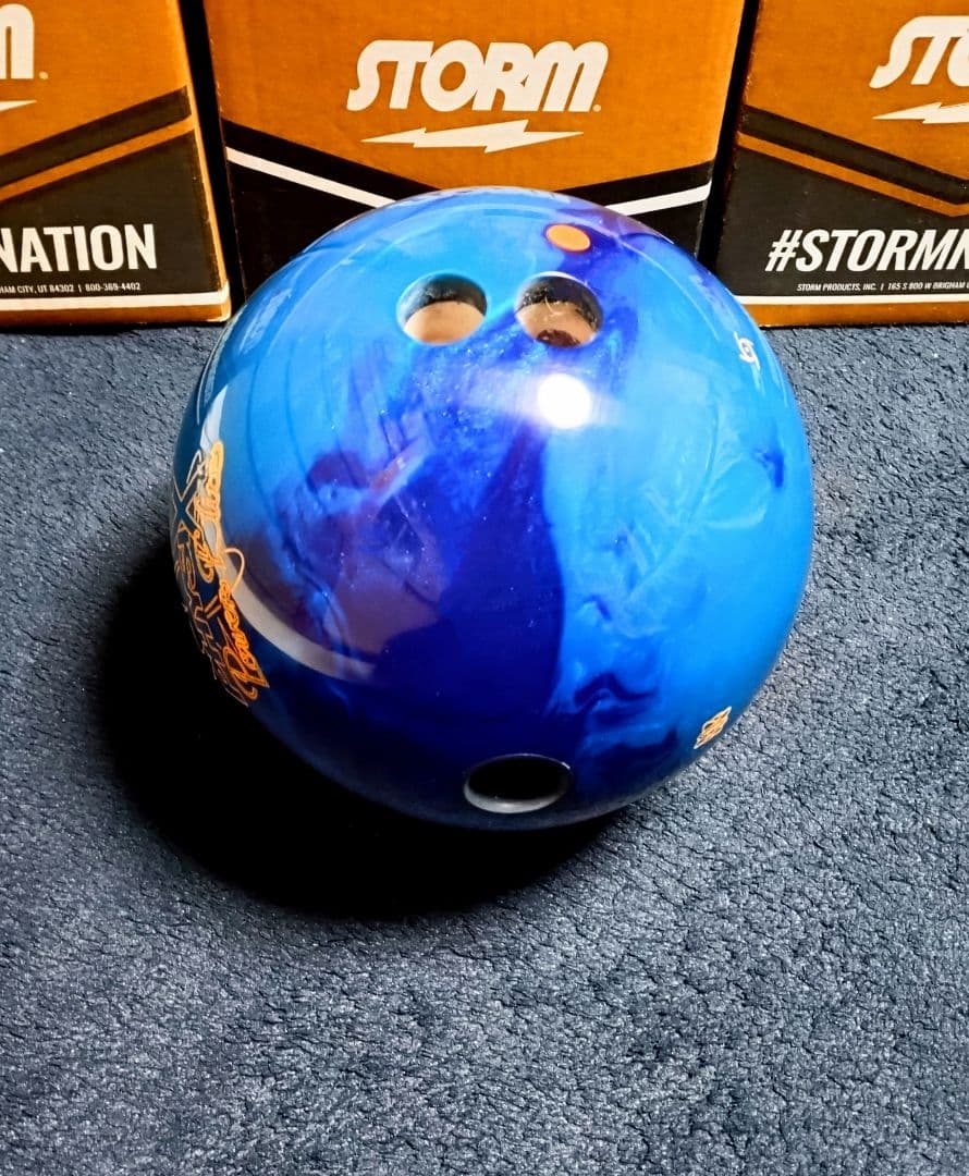 フィジックス　パワーエリートブルー　ボウリング　ボール　ストーム　スポーツ