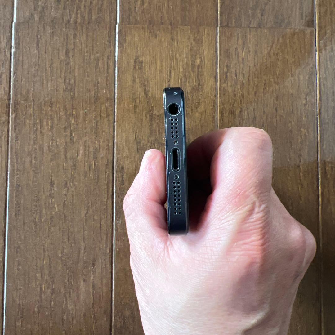 Apple iPhone 5 ブラック