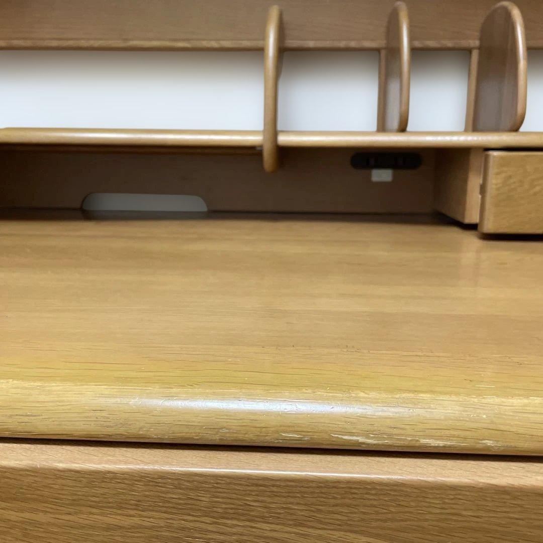 カリモク学習机、天然木机、