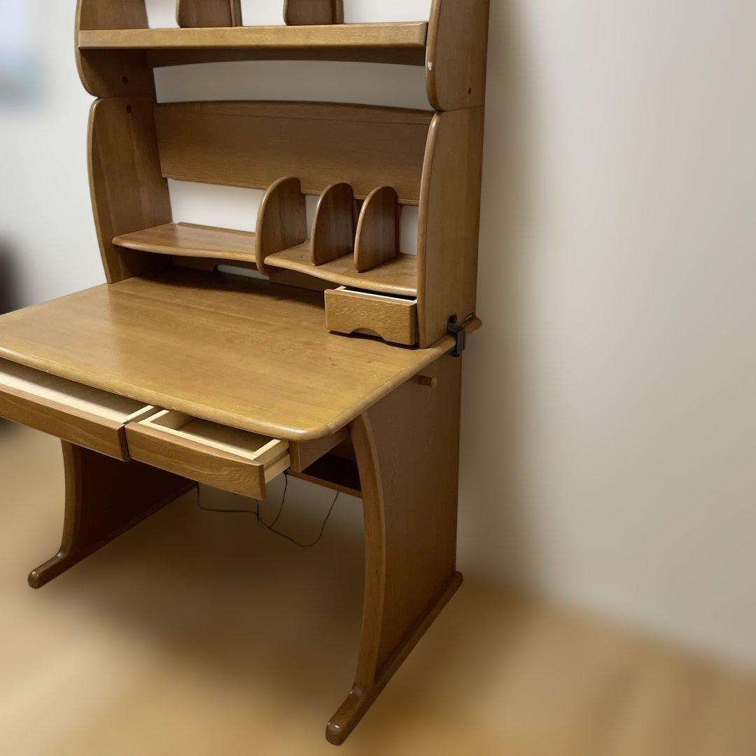 カリモク学習机、天然木机、