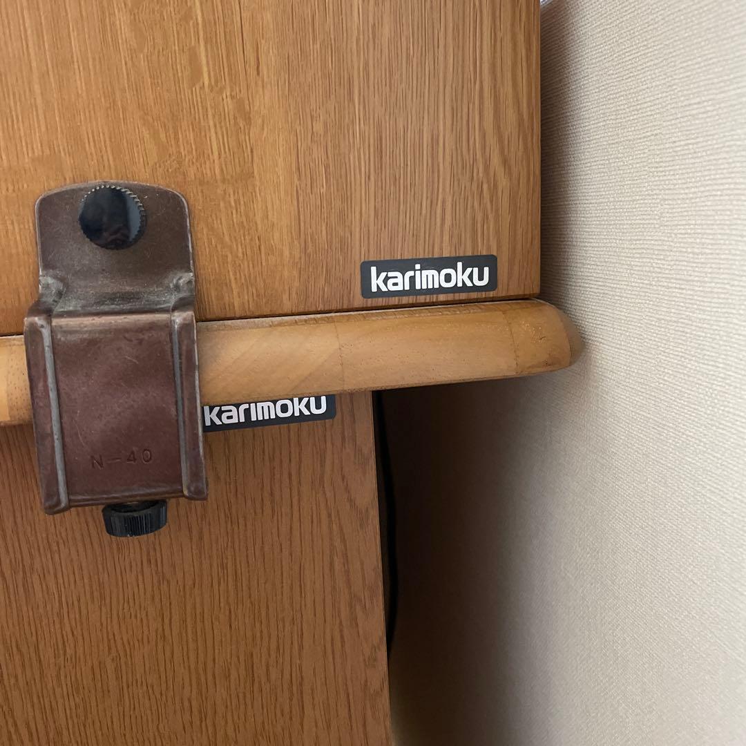 カリモク学習机、天然木机、