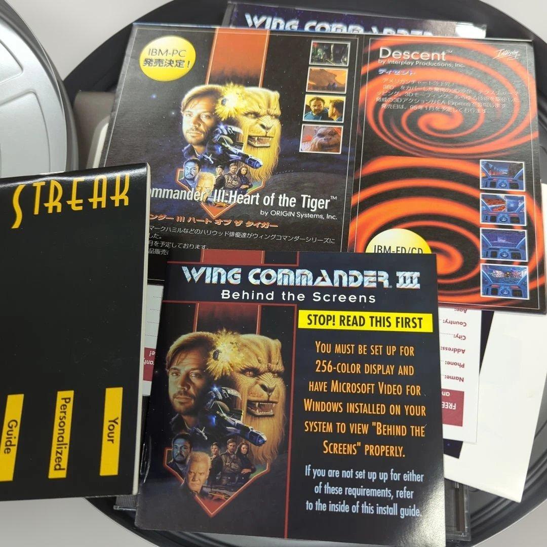 WING COMMANDER III: フィルム缶とコンテンツ