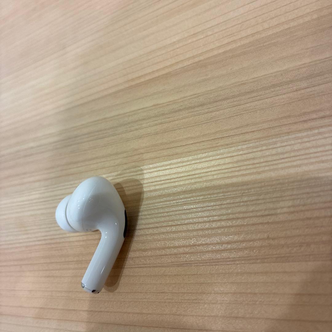 【極美品】AirPods Pro 第2世代 右耳 Type-Cモデル