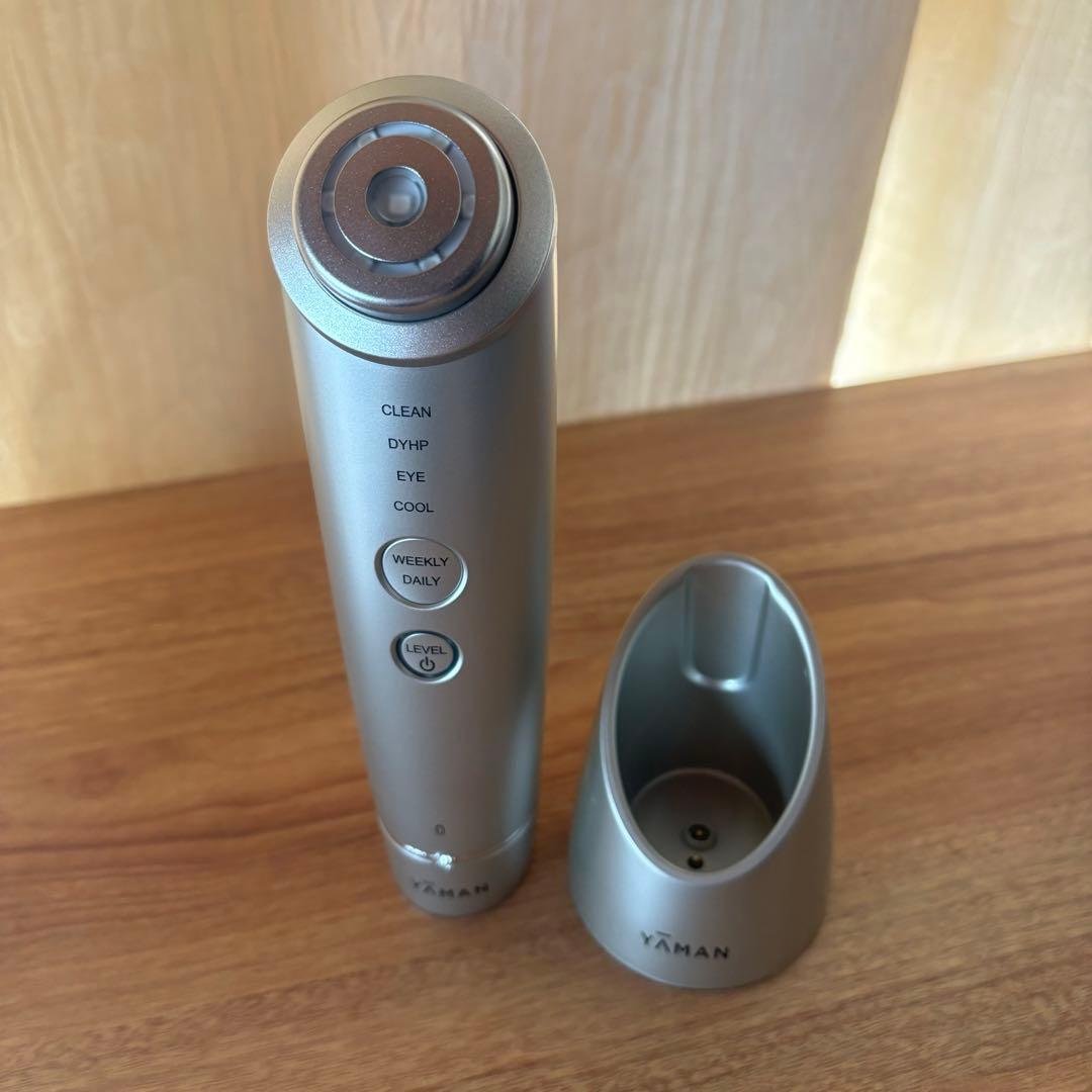 【美品】YAMAN 美顔器 フォトプラスシャイニーネオ