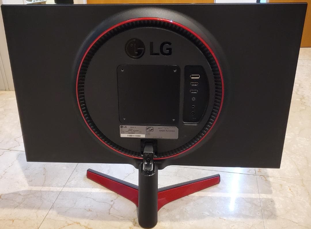 LG 24GL600F-B 23.6インチ ゲーミングモニター