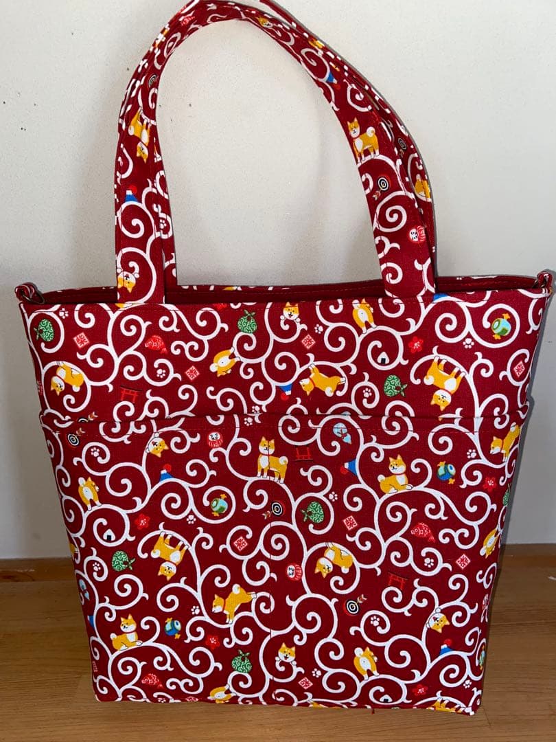 トートバッグ　猫柄　リリー