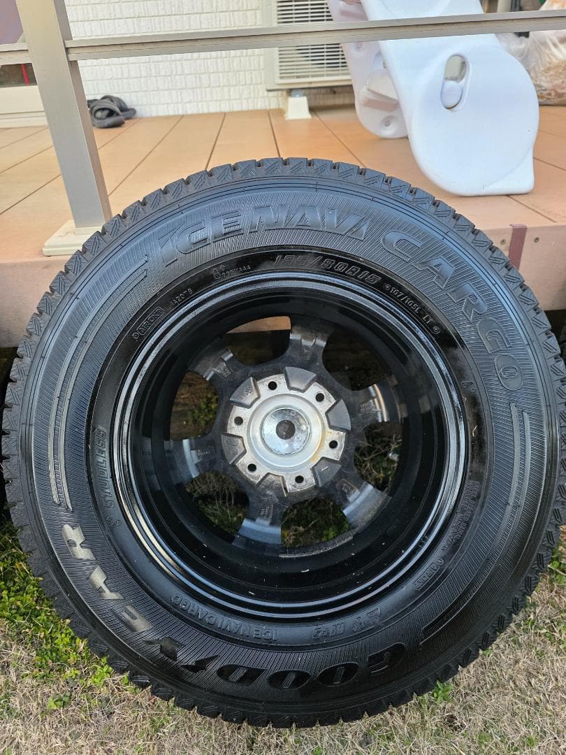 coco 195/80R15 スタッドレス＆ホイールセット　ハイエース