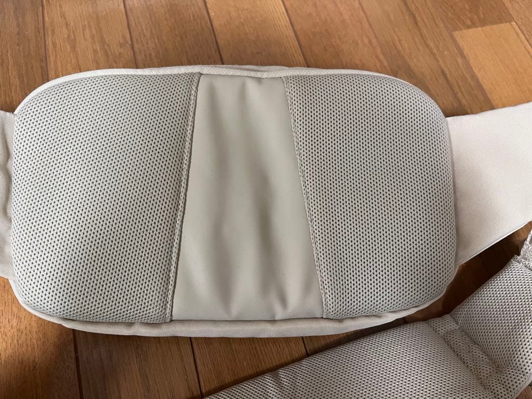 POMULU ヒップシート　アイボリー