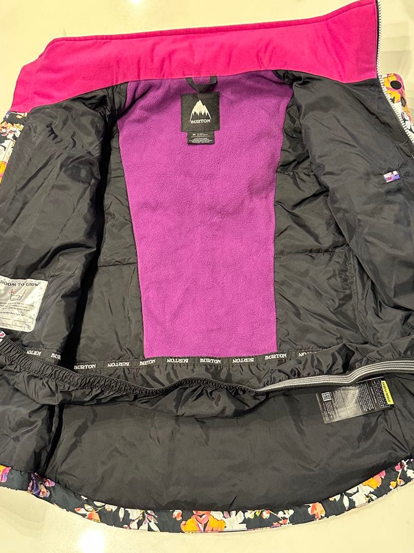 バートン　キッズ　ウエア上下セット140 、グローブＭ、ニット帽