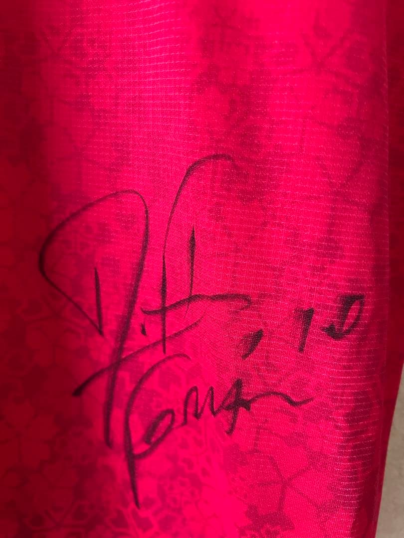 セレッソ大阪　フォルラン選手 直筆サイン入り「特別加工ユニフォーム」