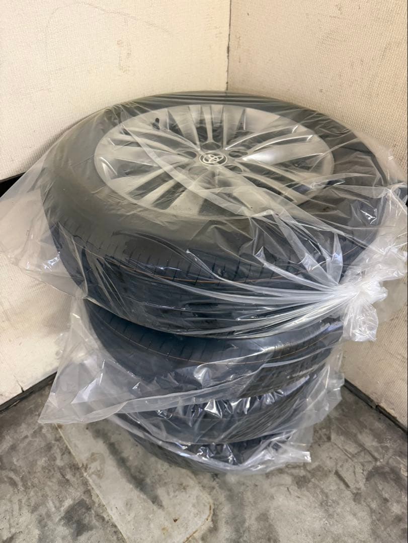 新車外し純正 18インチ7J+40 120/5H トーヨープロクセスコンフォート