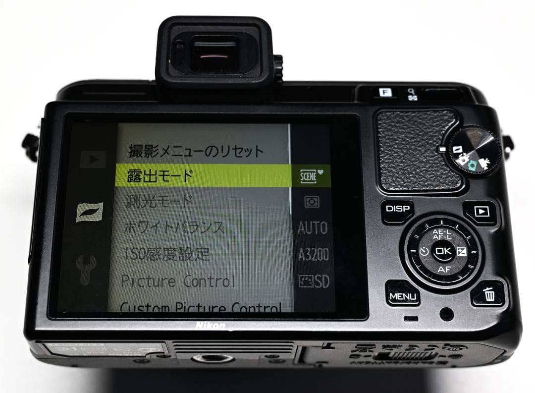 Nikon 1 V1 と 単焦点レンズ10mm f/2.8