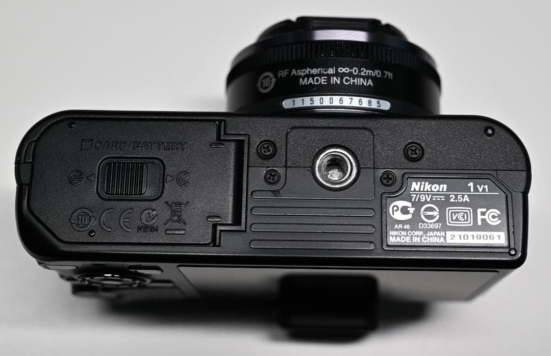 Nikon 1 V1 と 単焦点レンズ10mm f/2.8