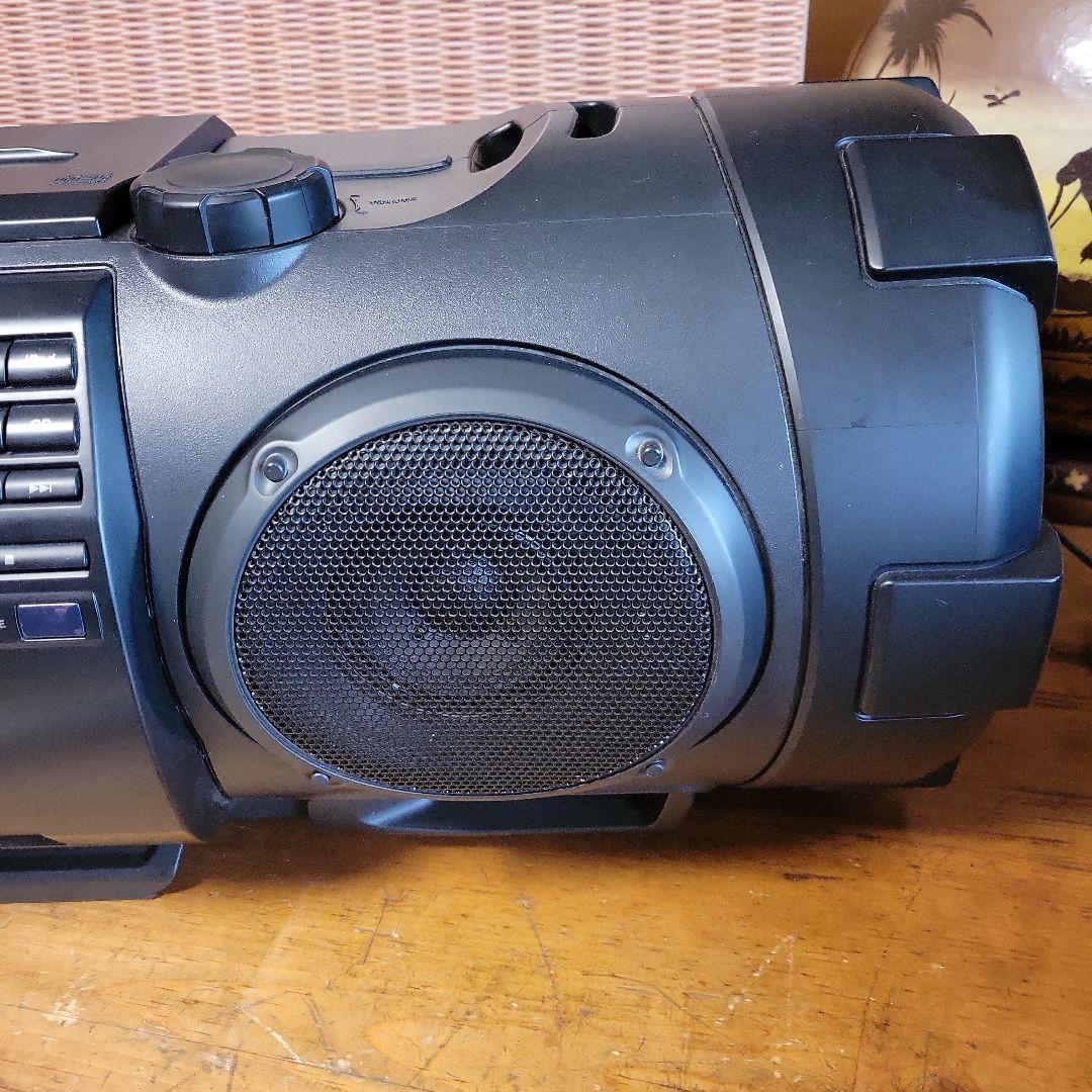 【訳あり特価】JVC パワードウーハー CDシステム RV-NB70-B 路上