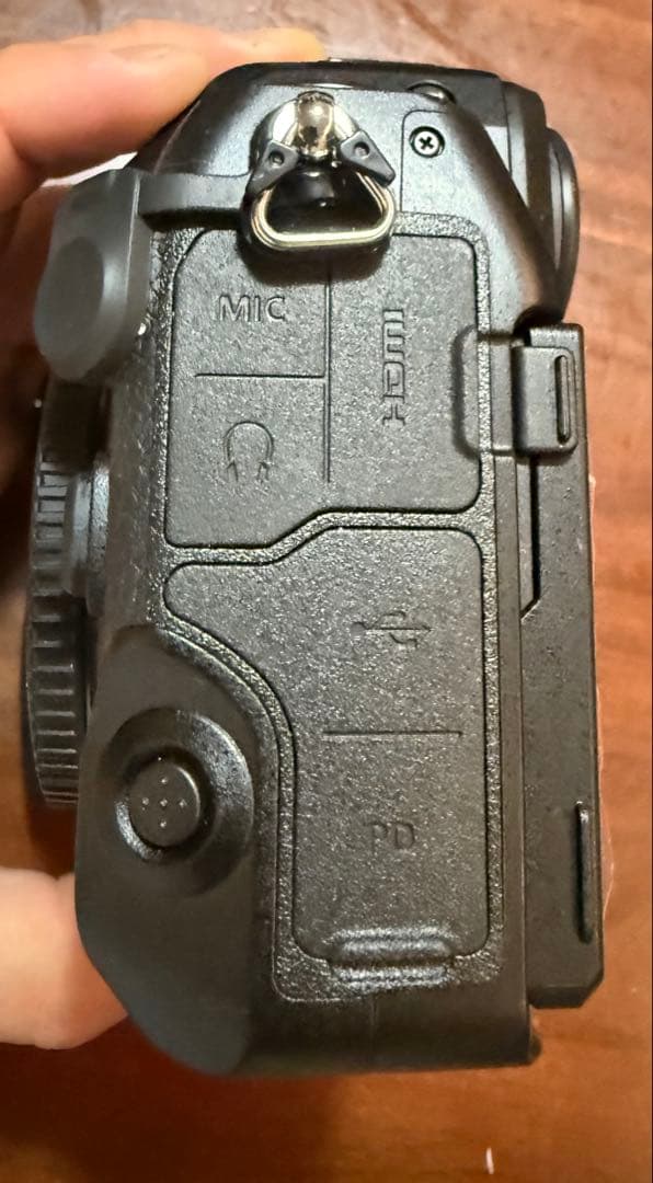 Nikon Z 8 ミラーレス一眼 本体のみ　美品