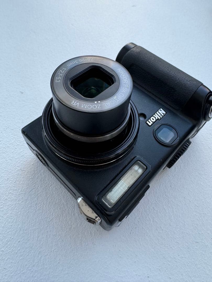 Nikon デジタルカメラ