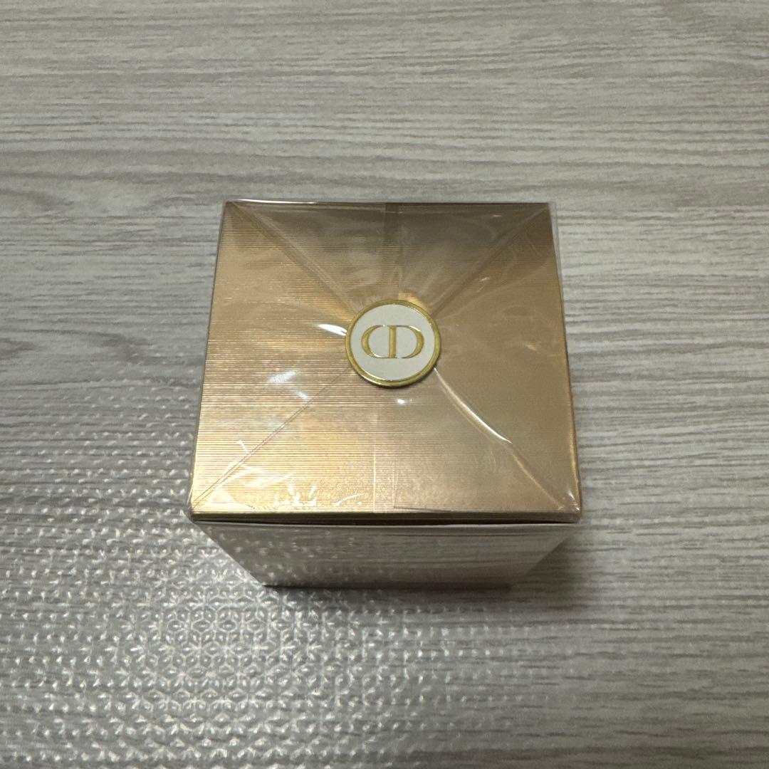 Dior プレステージ ル ゴマージュ150ml