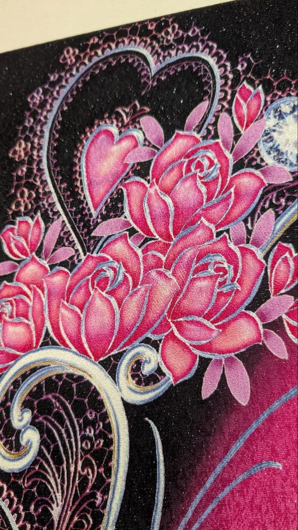 【現代柄•ハート】振袖 黒とピンクの花柄• ハートがポイント！L〜LＬサイズ