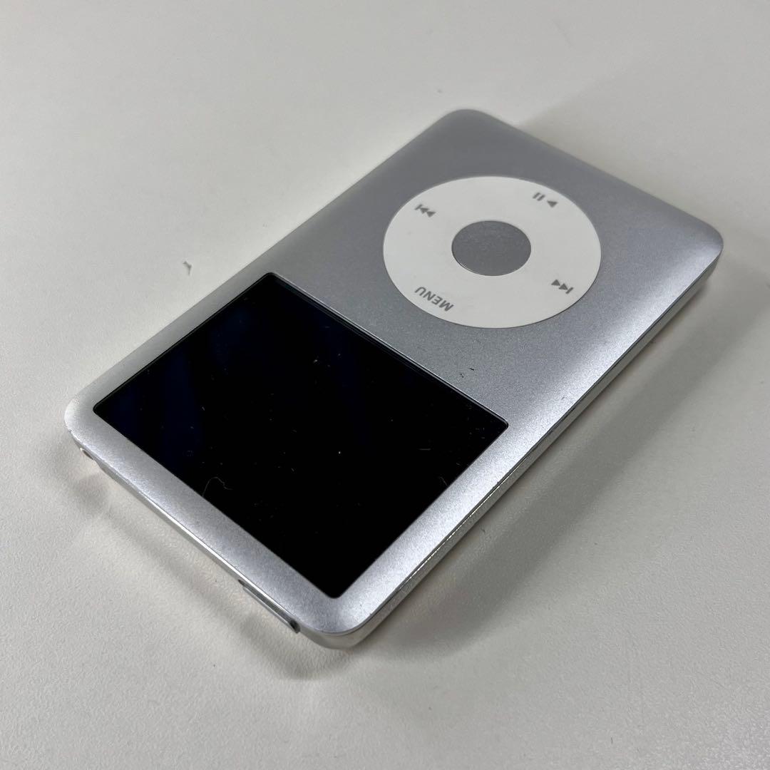 iPod classic クラシック160GB シルバー ジャンク +充電コード