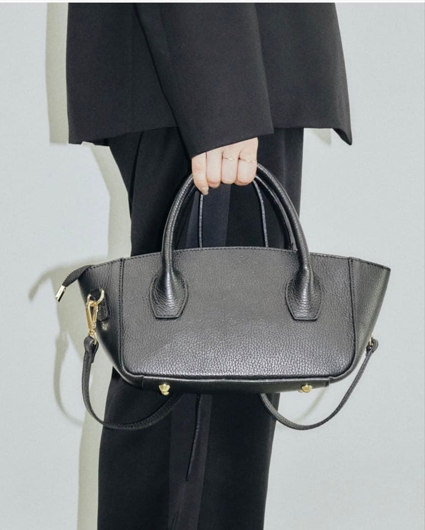 AULENTTI/オウレンティ ショルダー付きレクタングルトート