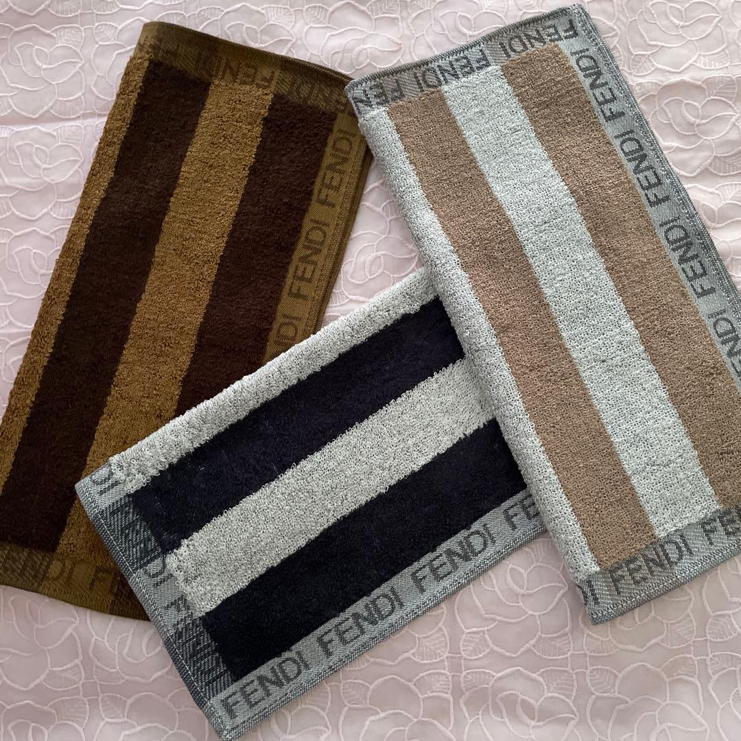 ハイブランド　FENDI フェンディ　ハンカチ3枚セット